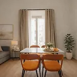 Cavour Aparthotel 3*