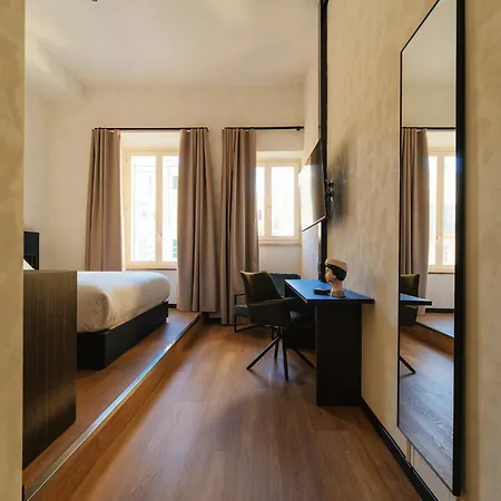 Aparthotel Cavour 3*