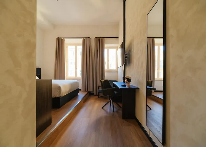 Aparthotel Cavour 3*