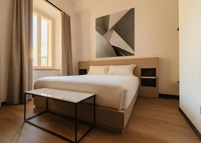 Cavour Aparthotel 3*