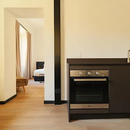 Cavour Aparthotel 3*