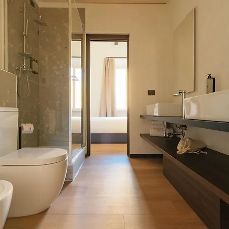 Cavour 3* Ancône