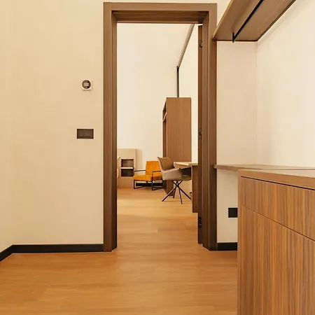 Cavour Aparthotel 3*