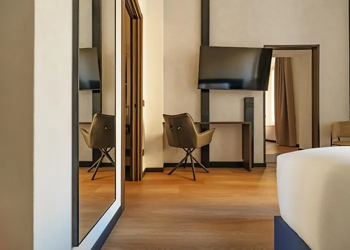 Aparthotel Cavour 3*